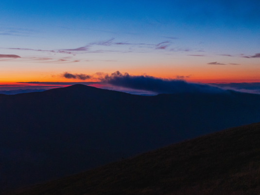 Wschód Słońca na Tarnicy