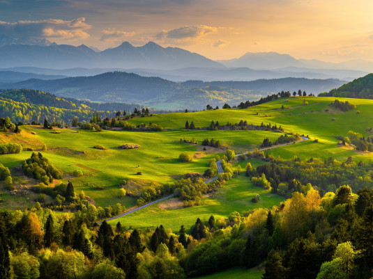 Pieniny z widokiem na Tatry